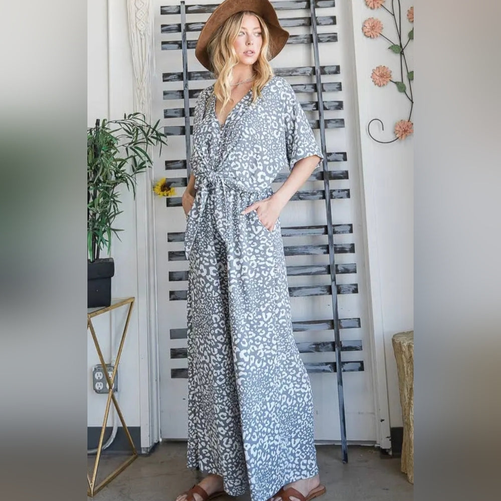 Stylish Gray Leopard Print Jumpsuit