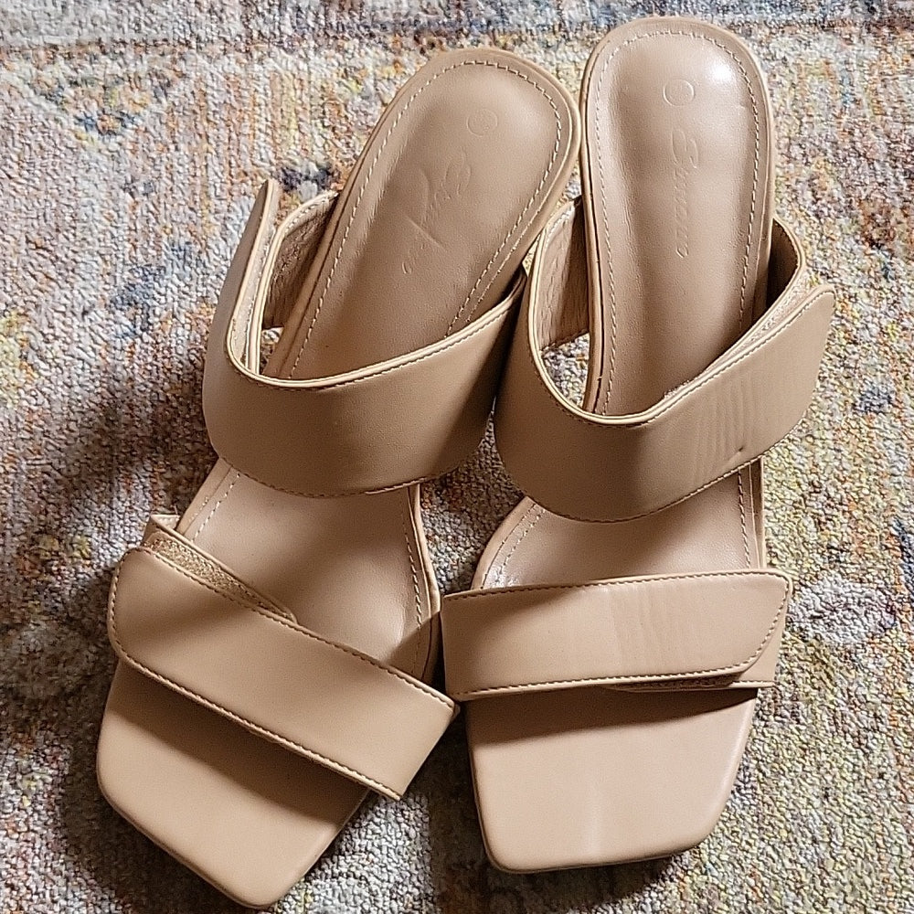 Beige Velcro strap heel