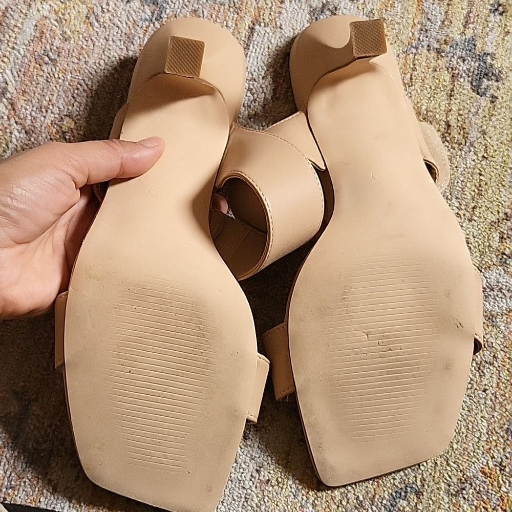 Beige Velcro strap heel