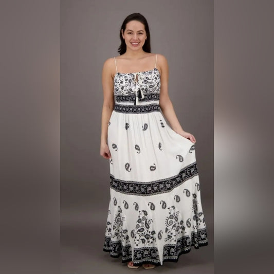 Elegant Black and White Paisley Maxi Dress