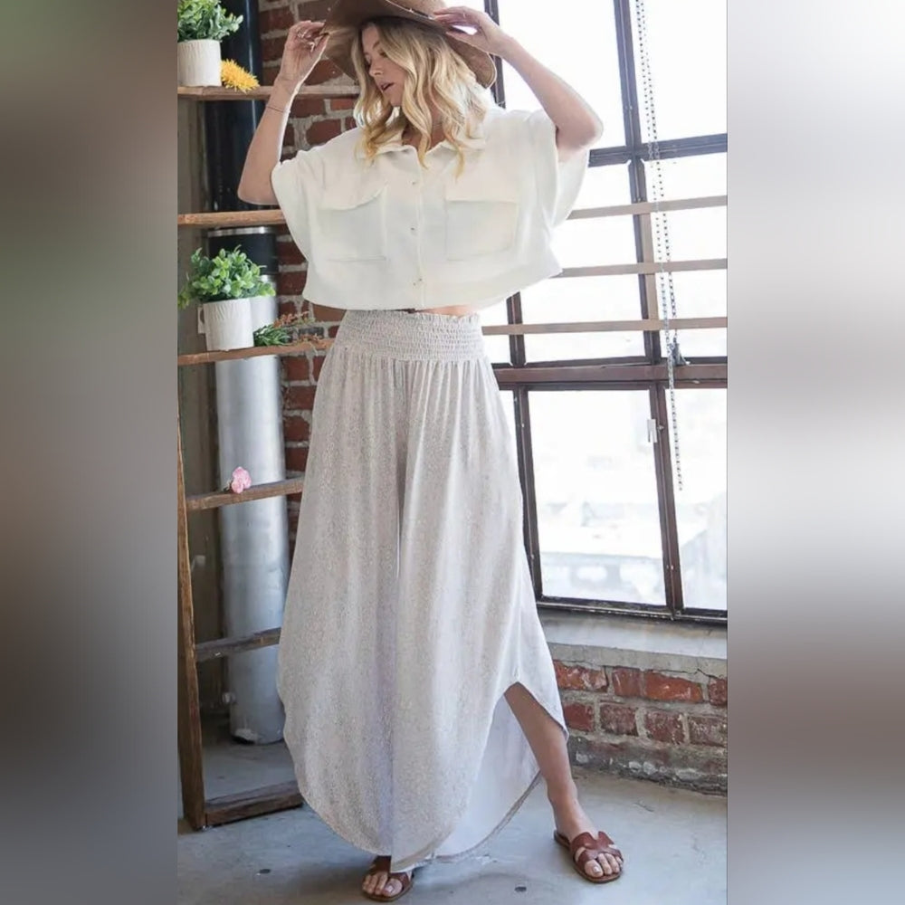 Women's White Button-Up Top