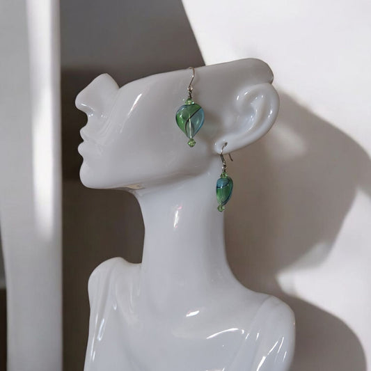 *Vintage*Elegant Green Drop Earrings