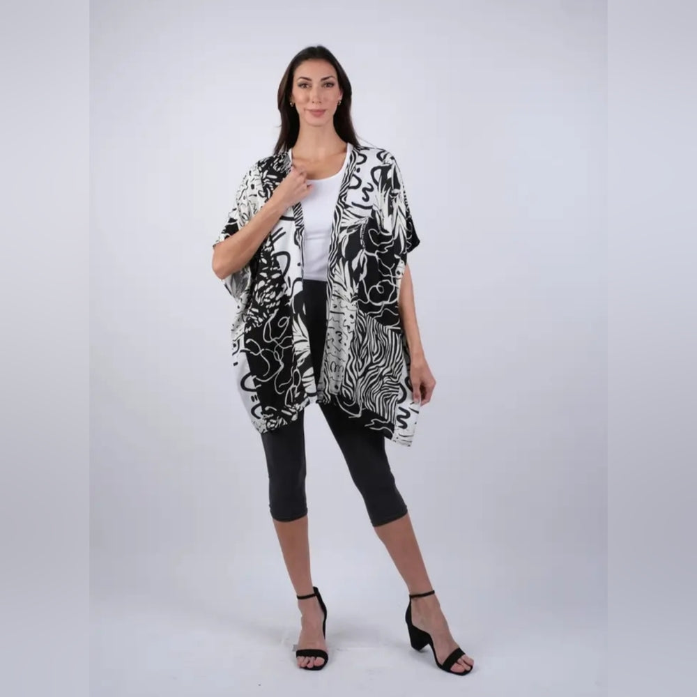 Chic Black and White Kimono