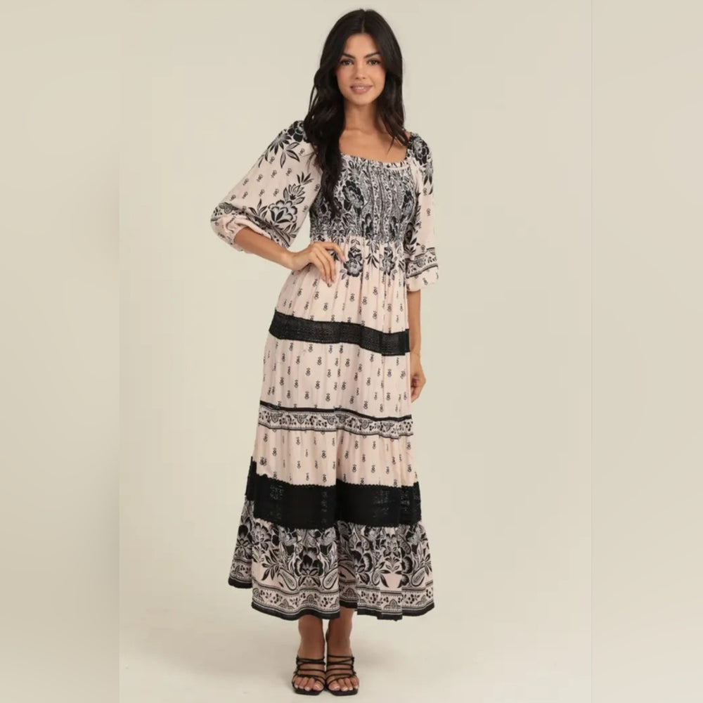Elegant Black and Cream Maxi Dress